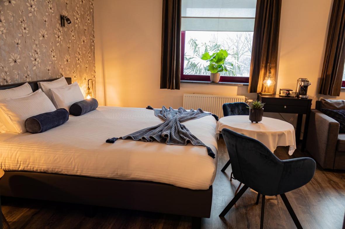Guesthouse De Wissen Dilsen-Stokkem Esterno foto
