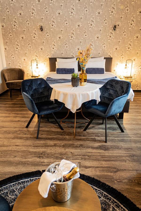 Guesthouse De Wissen Dilsen-Stokkem Esterno foto